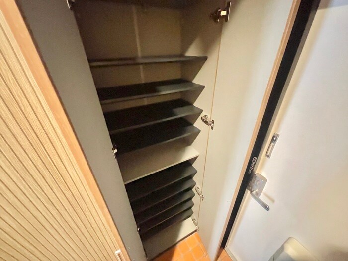 物件内観写真20　(靴箱)