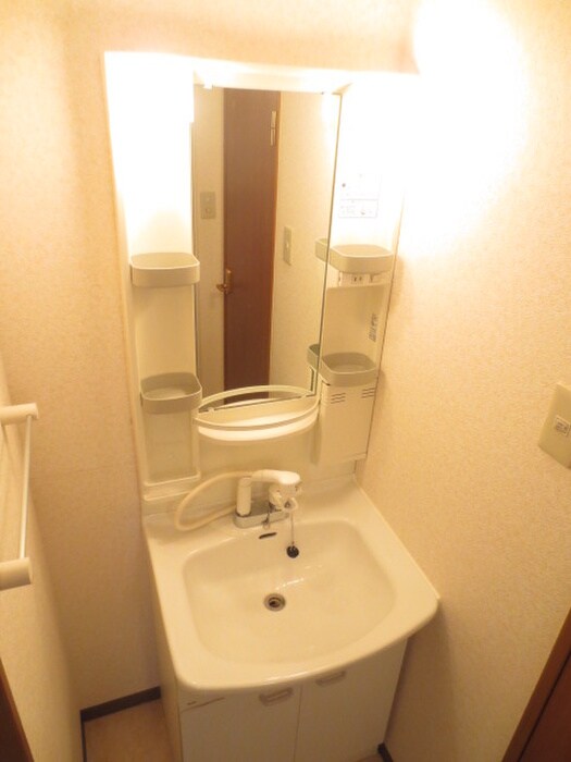 物件内観写真11　(洗面)