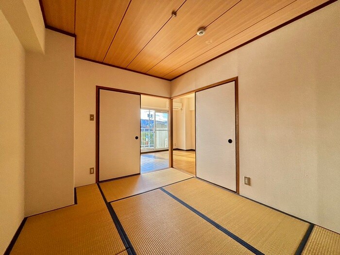 物件内観写真18　(居室)