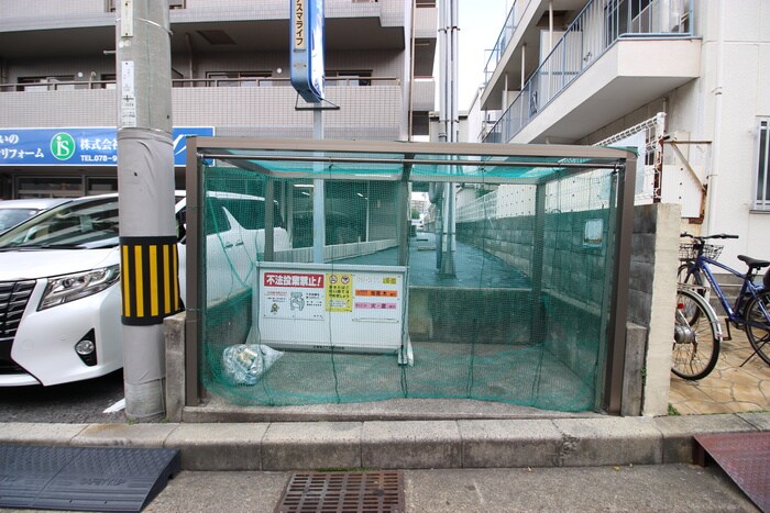 物件外観写真6　(建物設備)