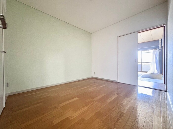 物件内観写真18　(居室)