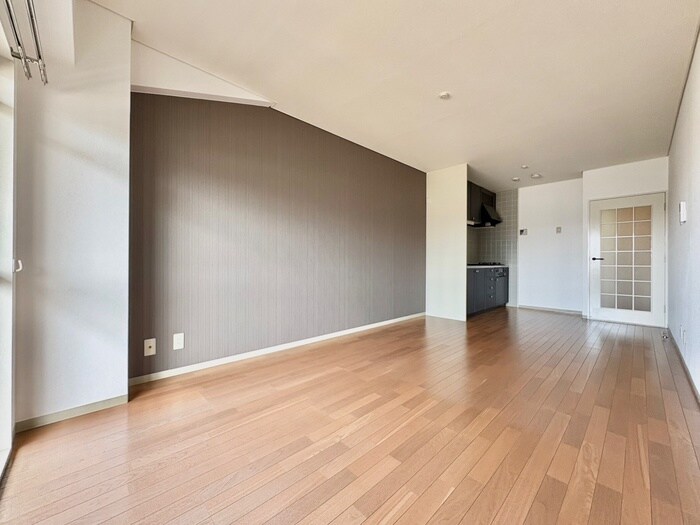 物件内観写真19　(居室)