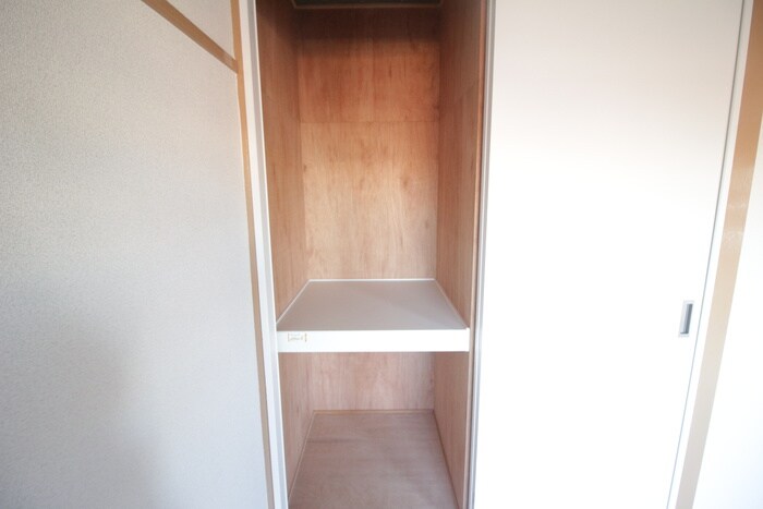 物件内観写真13　(収納)