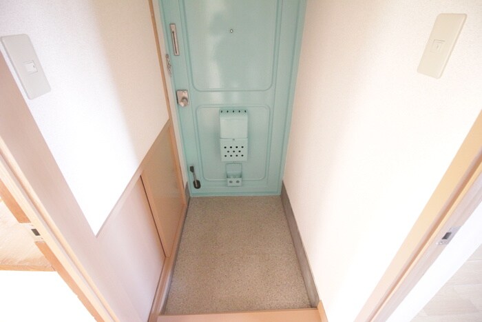 物件内観写真15　(玄関)