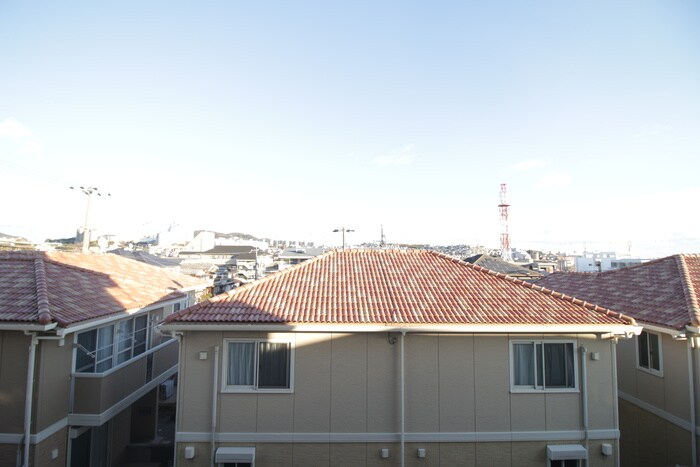 物件内観写真17　(室内からの展望)