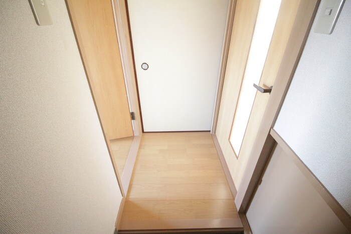 物件内観写真18　(廊下)