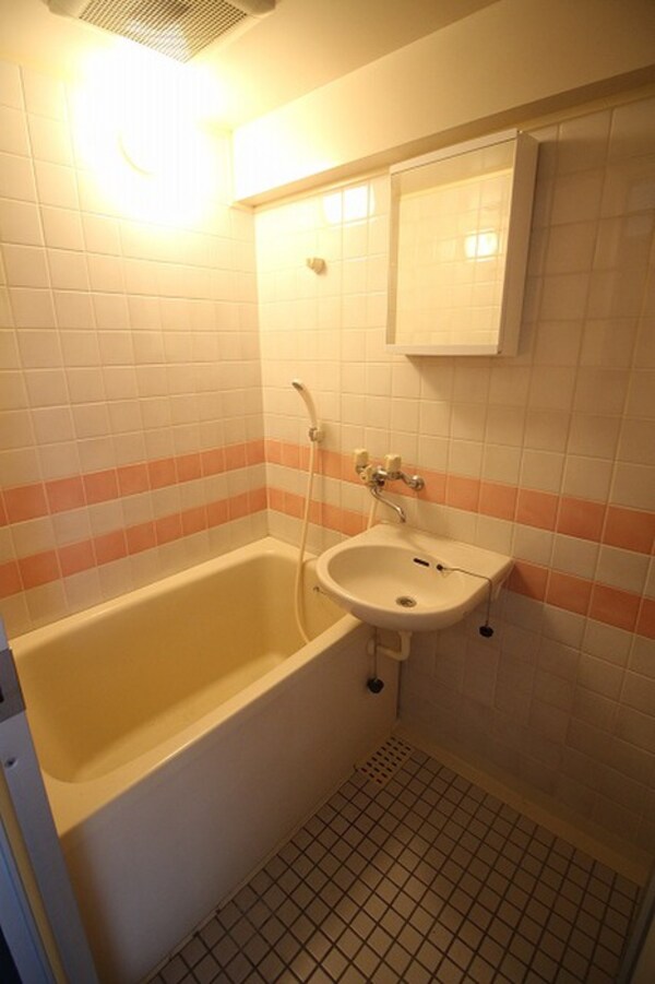 バス／シャワールーム等