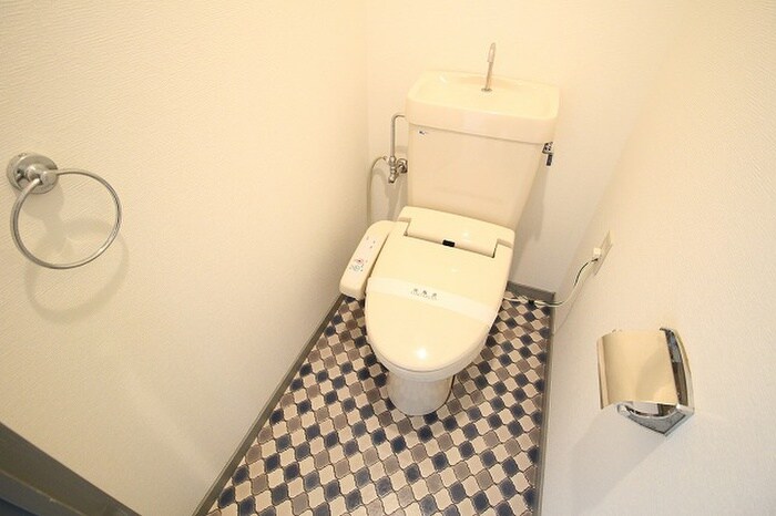 物件内観写真13　(トイレ)