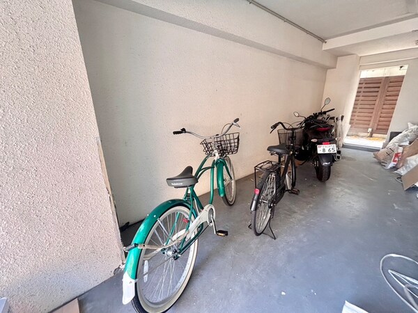 駐輪場