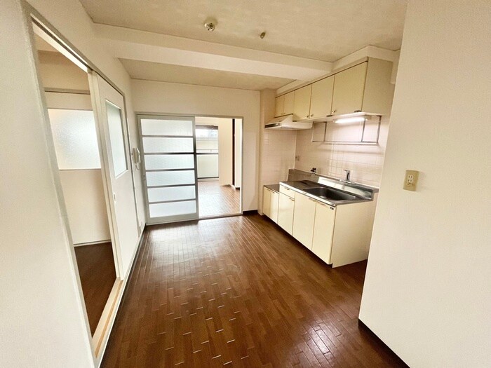 物件内観写真8　(居室)