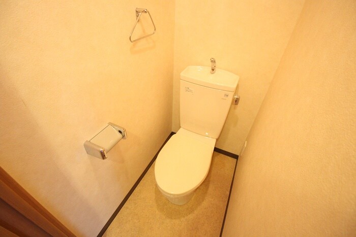 物件内観写真15　(トイレ)