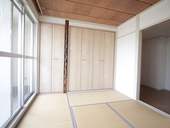 物件内観写真18　(居室)