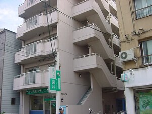 グランアム外観写真
