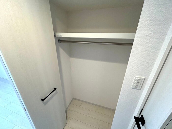物件内観写真11　(収納)