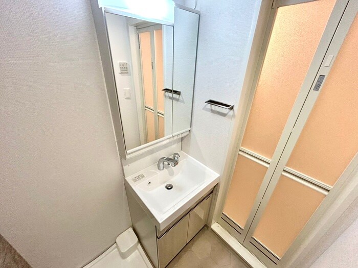 物件内観写真13　(洗面)