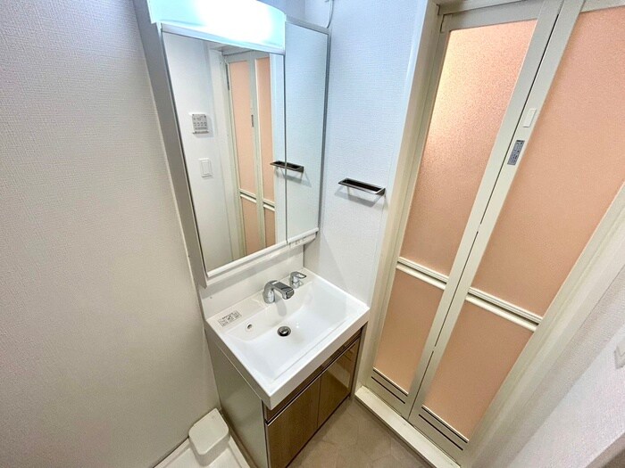 物件内観写真13　(洗面)