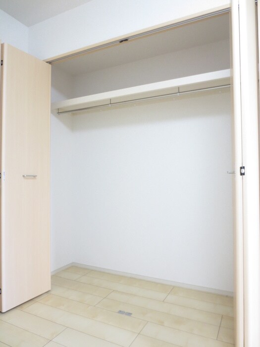 物件内観写真9　(収納)