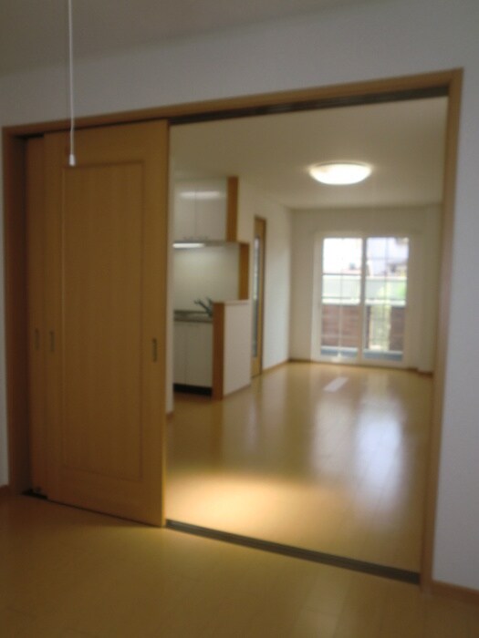 物件内観写真12　(居室)