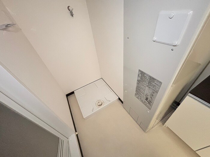 物件内観写真11　(洗濯機置場)