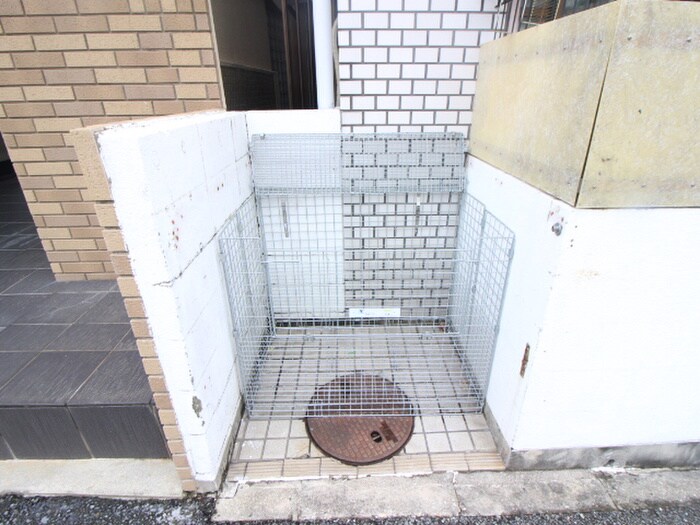 物件外観写真6　(外観写真)