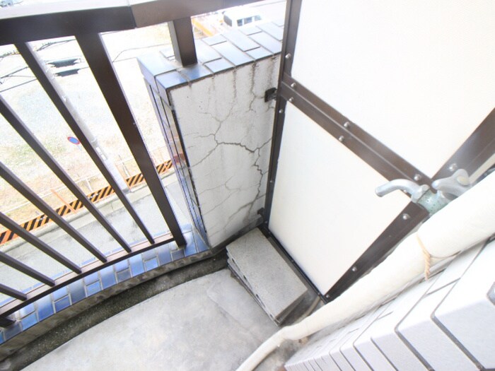 物件内観写真14　(洗濯機置場)