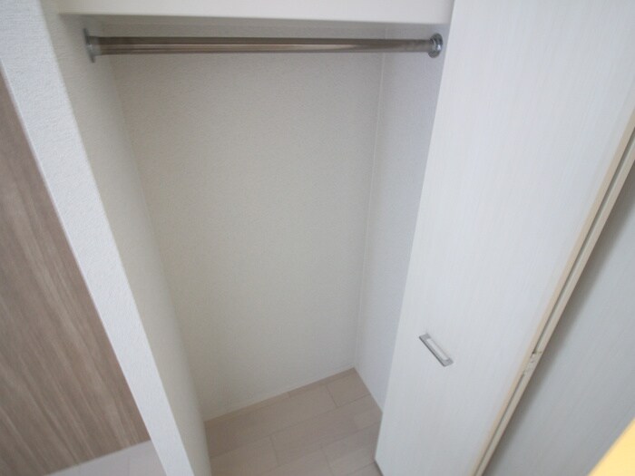 物件内観写真13　(収納)