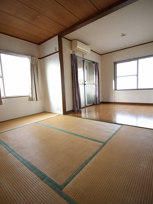 物件内観写真10　(居室)