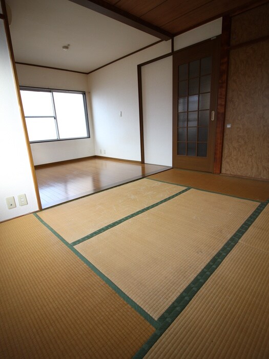 物件内観写真11　(居室)