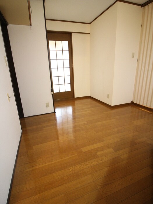 物件内観写真16　(居室)