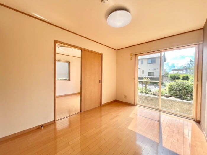 物件内観写真11　(居室)