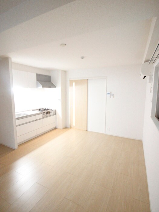 物件内観写真19　(居室)