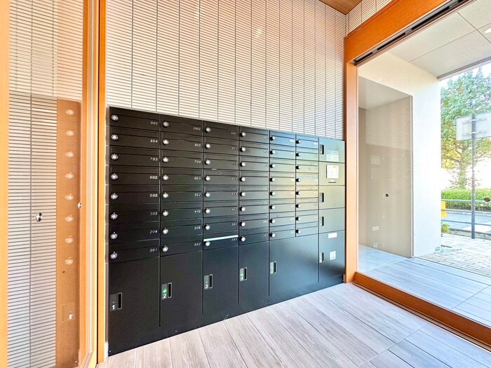 物件外観写真4　(建物設備)