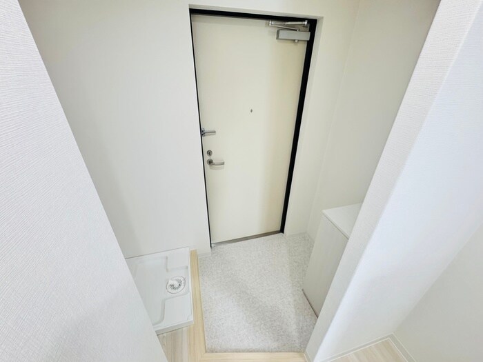 物件内観写真14　(玄関)