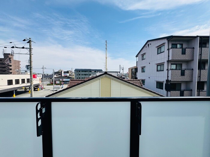 物件内観写真15　(室内からの展望)