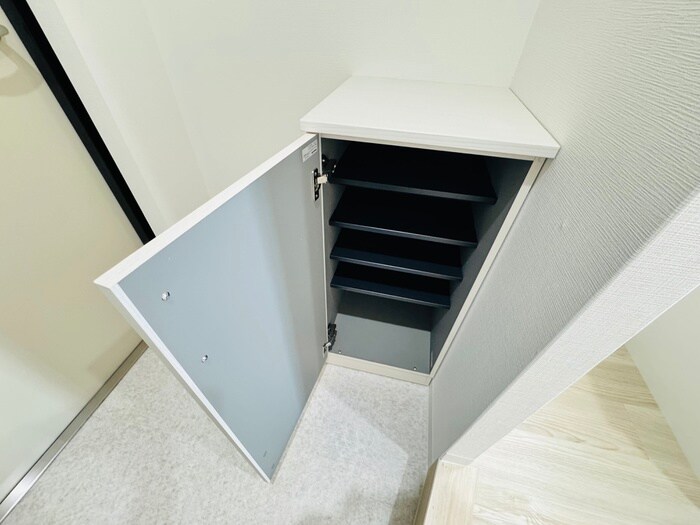 物件内観写真16　(靴箱)