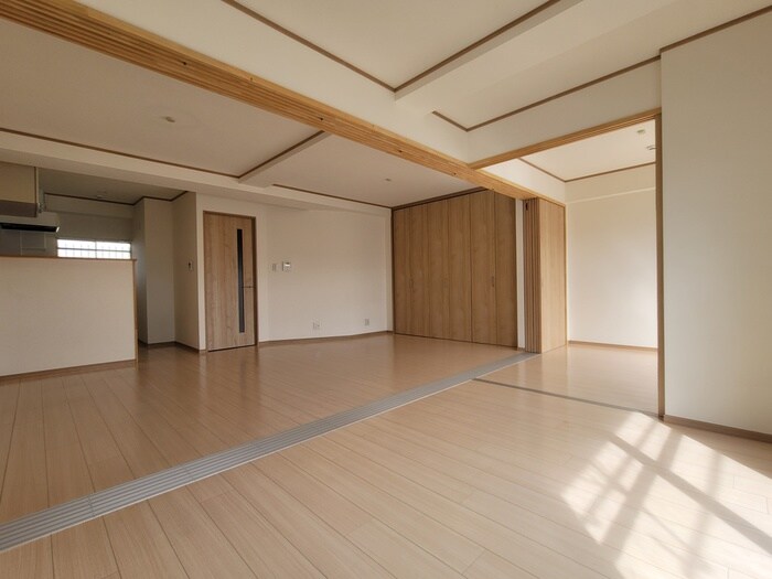 物件内観写真3　(内観写真)