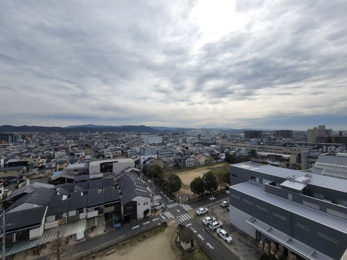 物件内観写真17　(室内からの展望)