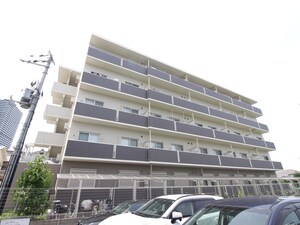 ルネス久宝寺外観写真