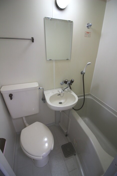 物件内観写真8　(トイレ)