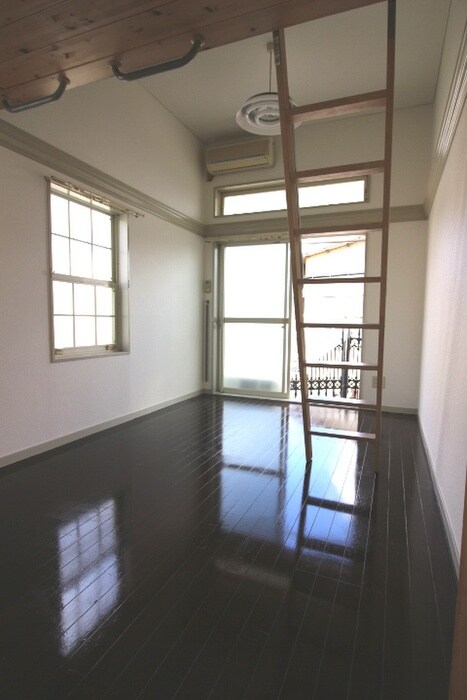 物件内観写真18　(居室)