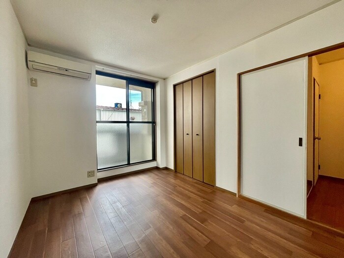 物件内観写真18　(居室)