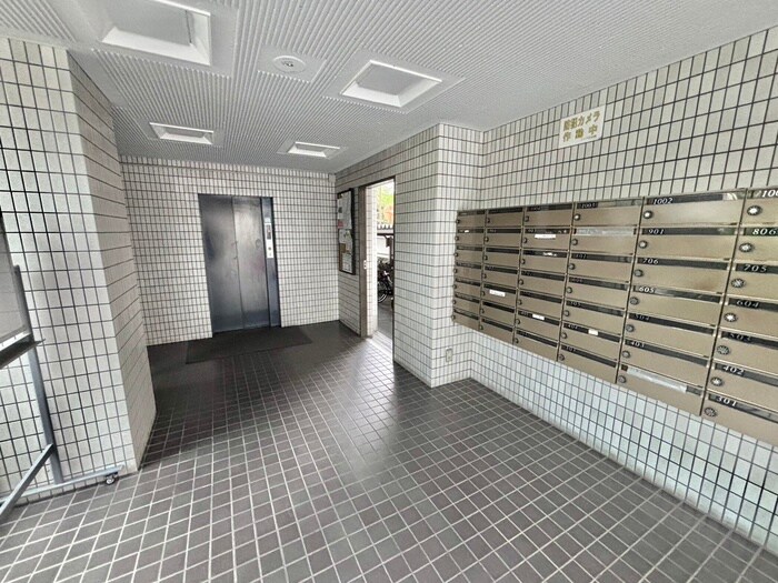 物件外観写真6　(建物設備)