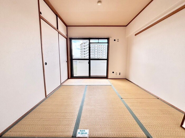 物件内観写真10　(居室)