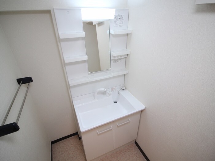 物件内観写真13　(洗面)