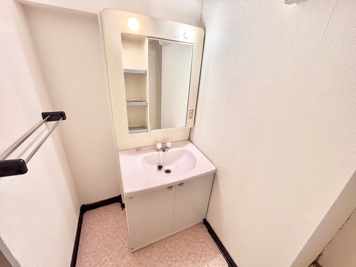 物件内観写真14　(洗面)