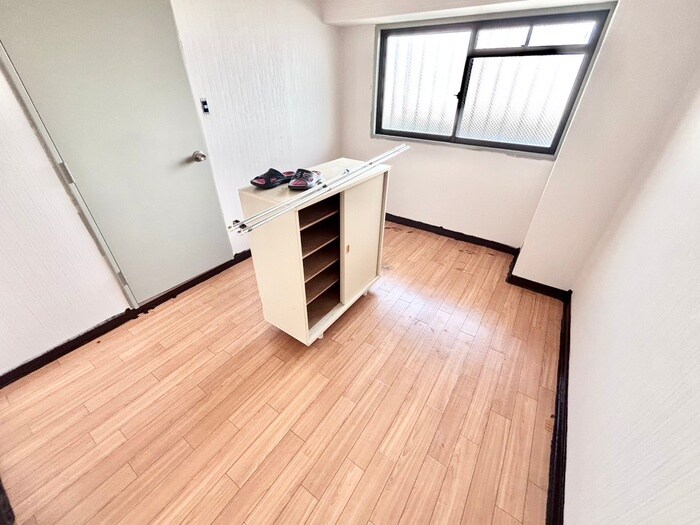 物件内観写真18　(居室)