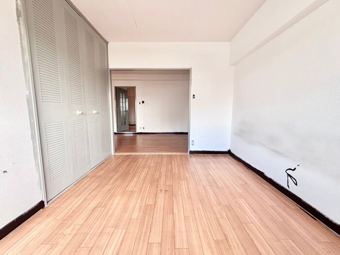 物件内観写真19　(居室)