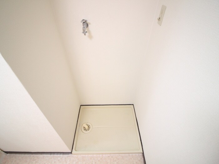 物件内観写真21　(洗濯機置場)