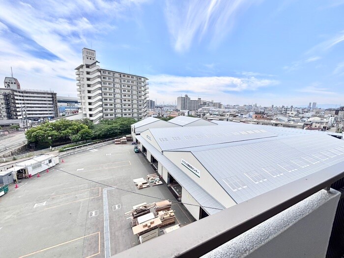 物件内観写真22　(室内からの展望)