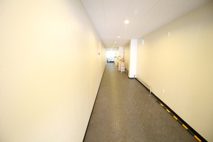 物件外観写真4　(エントランス部分)